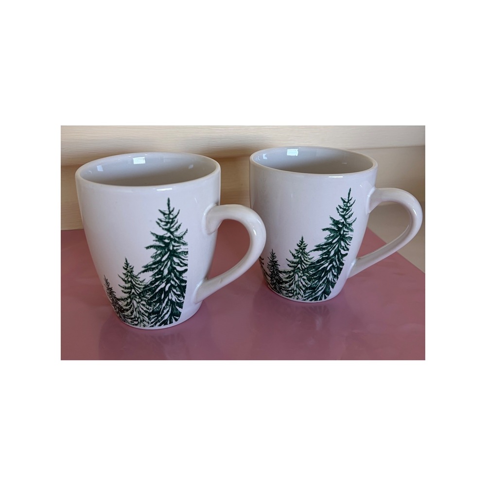 Set of 2 Royal Norfolk Pine Tree Mugs White Green Evergreen Stoneware Holiday